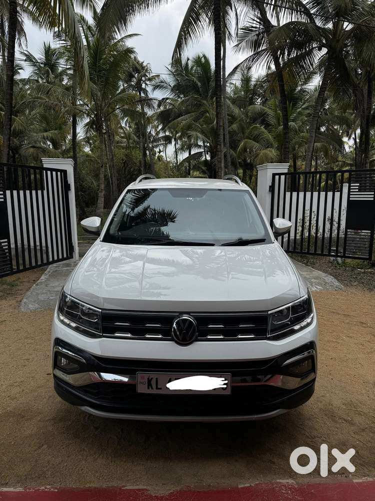 Volkswagen Taigun 1.0 Tsi Highline At, 2022, Petrol