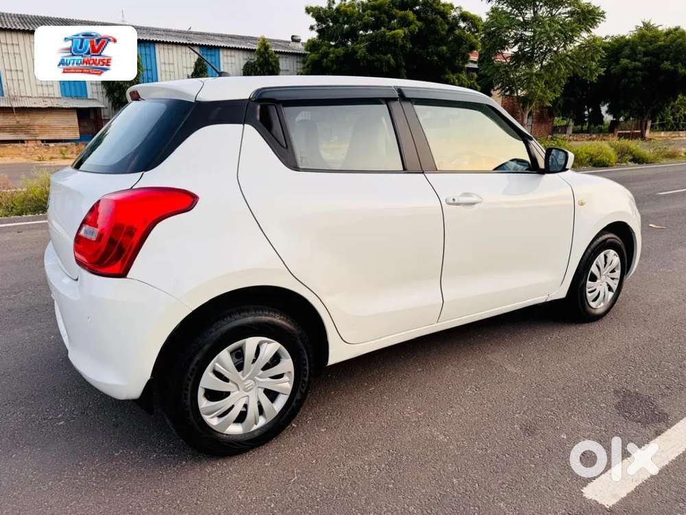 Maruti Suzuki Swift Lxi, 2022, Petrol