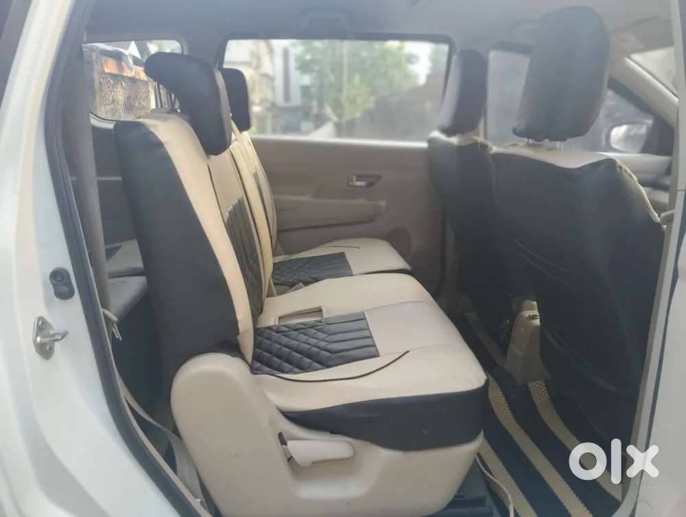Maruti Suzuki Ertiga 1.5 Vxi, 2023, Petrol