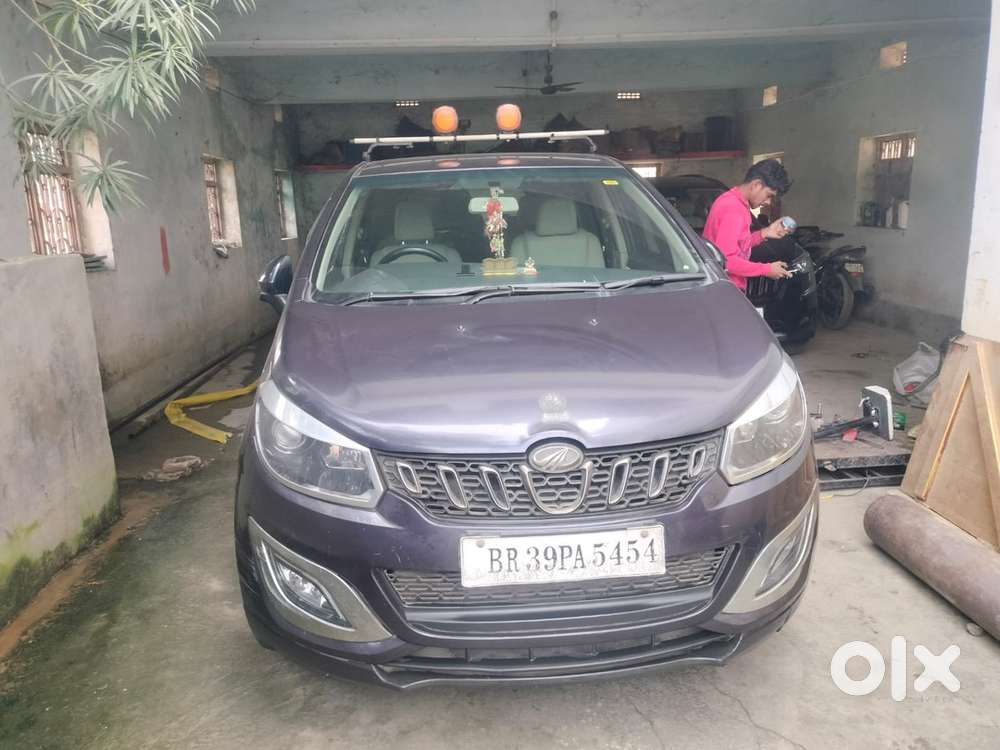 Mahindra Marazzo Diesel 2018