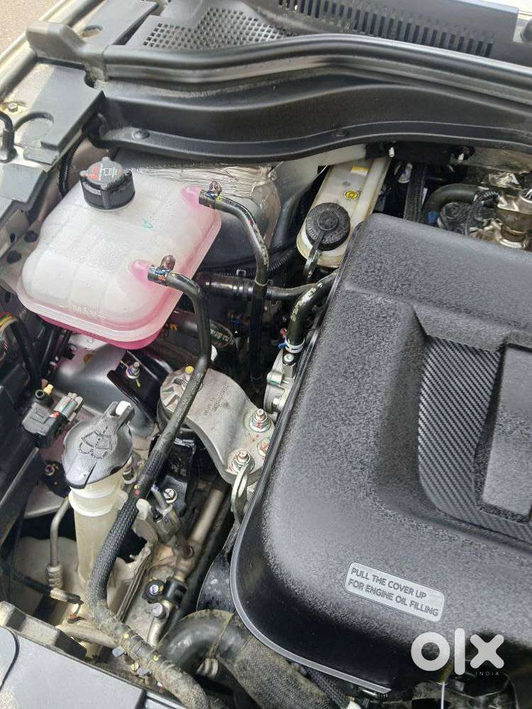 Mahindra Xuv700 2.2 Ax 7 Diesel At Str, 2025, Diesel