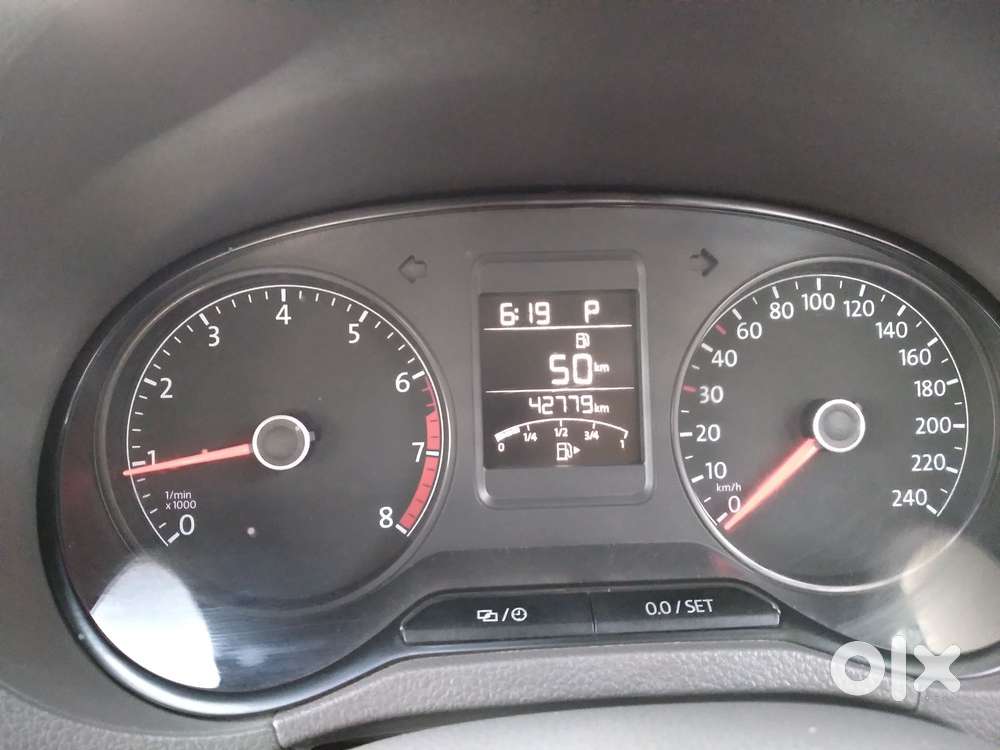 Volkswagen Vento 1.2 Tsi Highline At, 2017, Petrol
