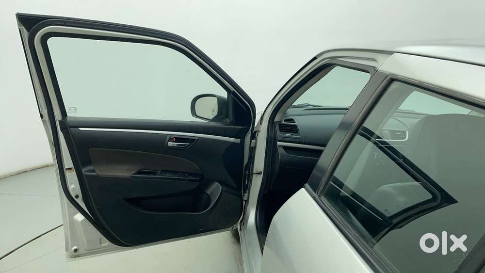 Maruti Suzuki Swift Vvt Vxi, 2016, Petrol
