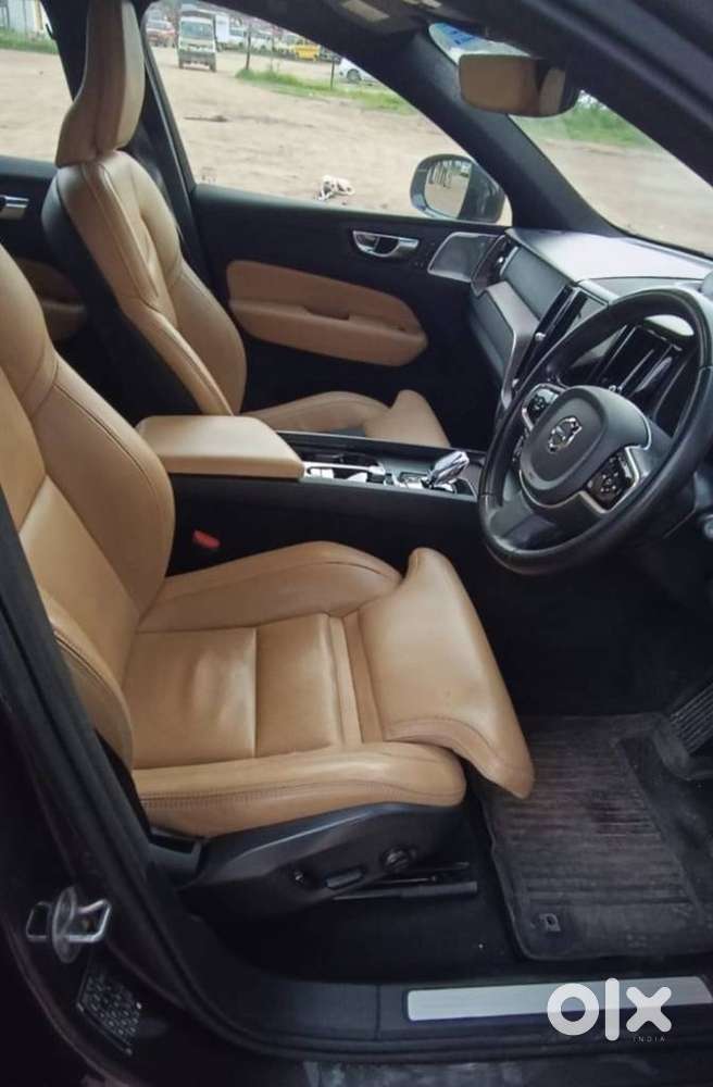 Volvo Xc60 D5 Summum, 2023, Petrol