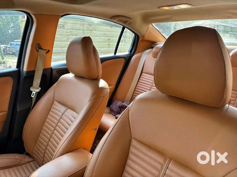 Honda City 1.5 V Petrol 2015