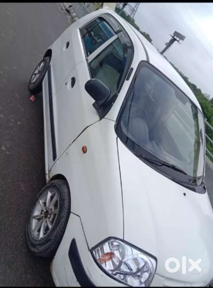 Hyundai Santro Xing Gl Plus 2013 Cng Manual 6 Mhen Ki
