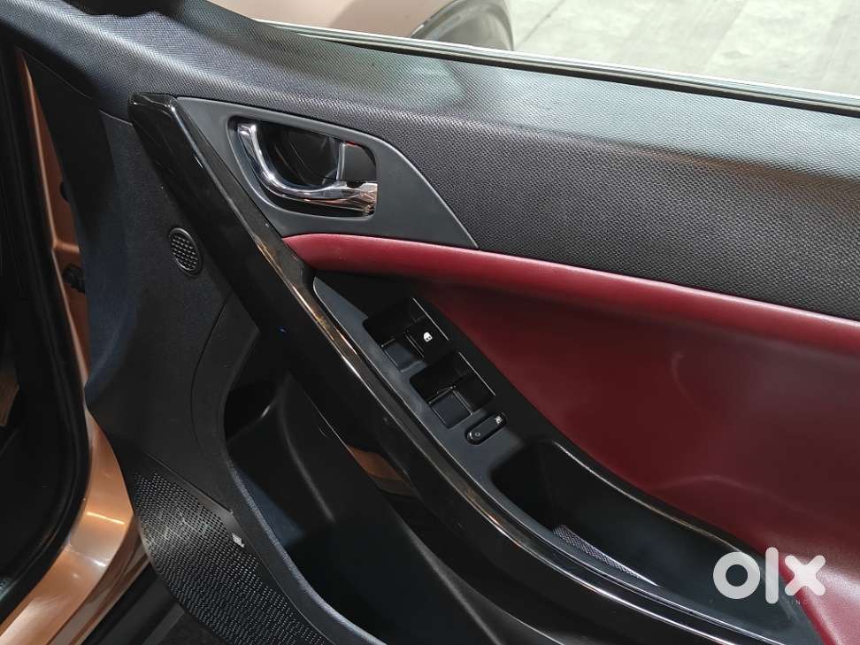 Tata Curvv Accomplished S 1.2 Revotron Petrol 7dca, 2024, Petrol