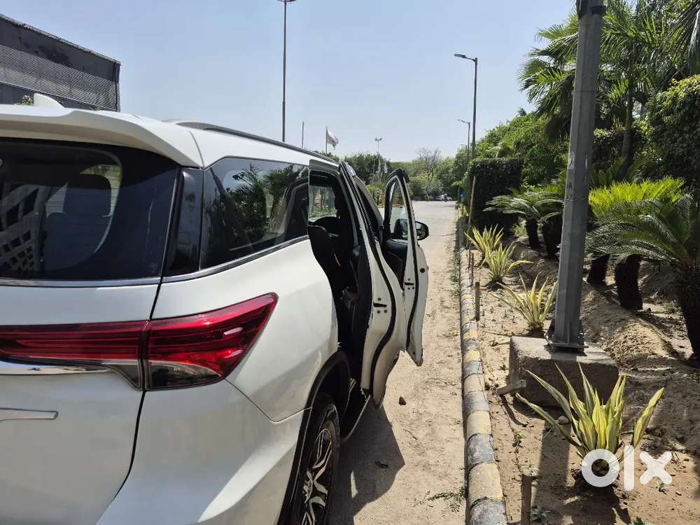 Toyota Fortuner Petrol 2017
