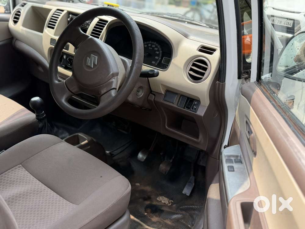 Maruti Suzuki Estilo Lxi, 2010