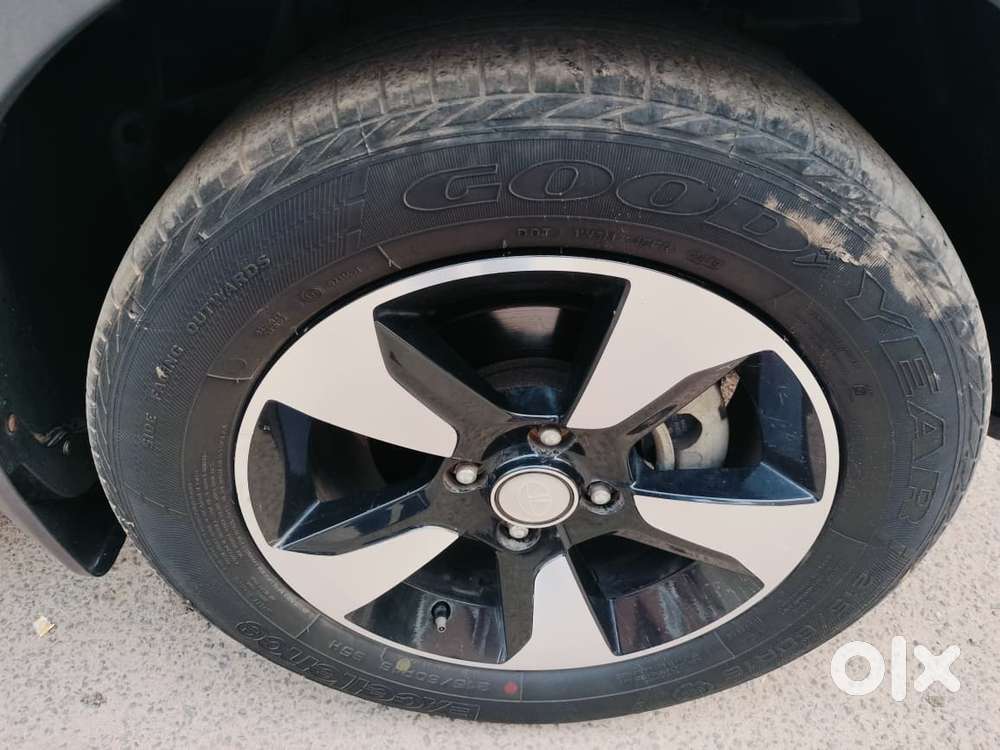 Tata Nexon 1.5 Revotorq Xza Plus (o), 2019, Petrol