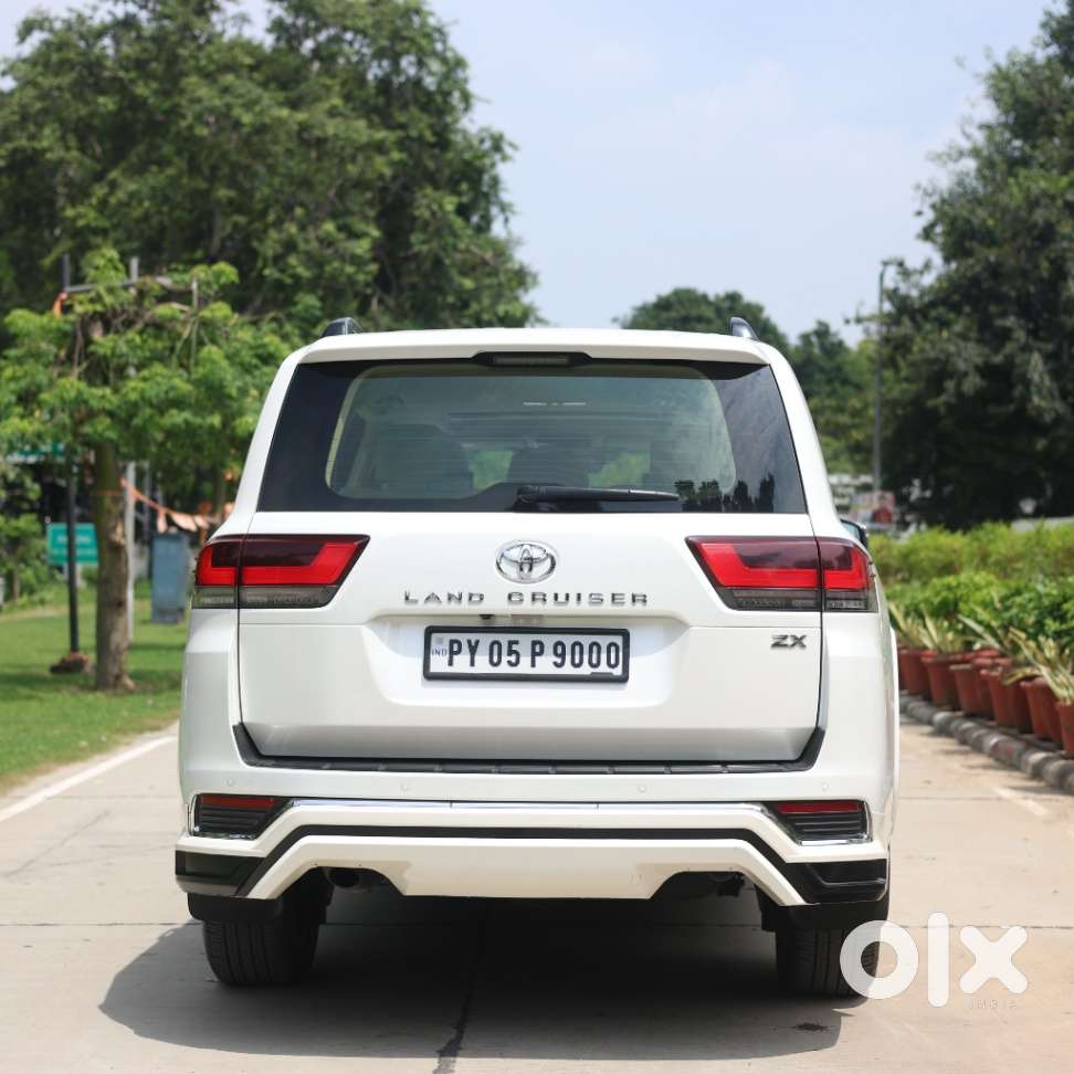 Toyota Land Cruiser 3.3 Zx Diesel, 2023, Diesel