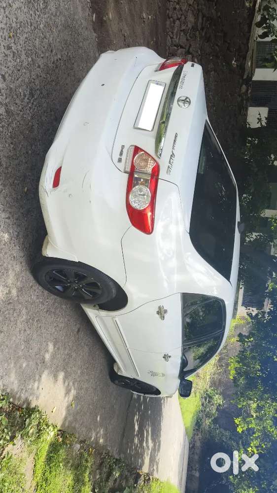 Toyota Corolla Altis 2012 Diesel Vehicle  Topand
