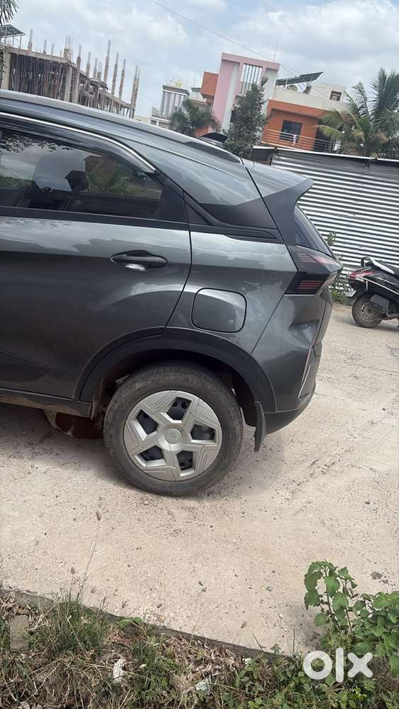 Tata Nexon 2025 Diesel Well Maintained