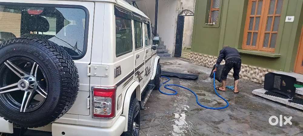 Mahindra Bolero B6 2021