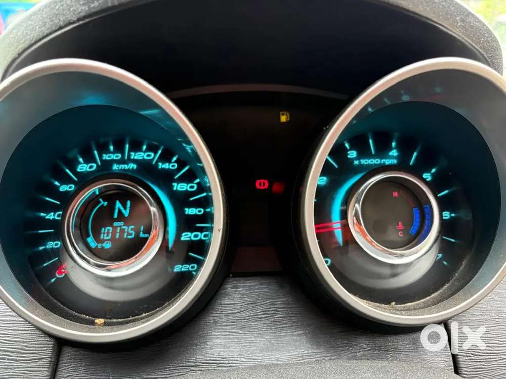 Mahindra Xuv500 2.2 W7 2018