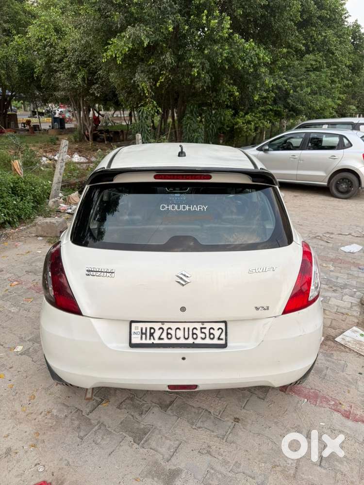 Maruti Suzuki Swift 2016 Cng & Hybrids Well Maintained