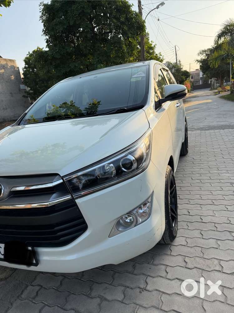 Toyota Innova Crysta 2018