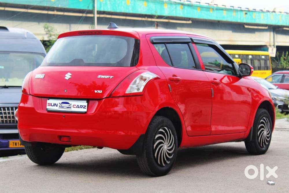 Maruti Suzuki Swift Vxi + Manual, 2016, Petrol