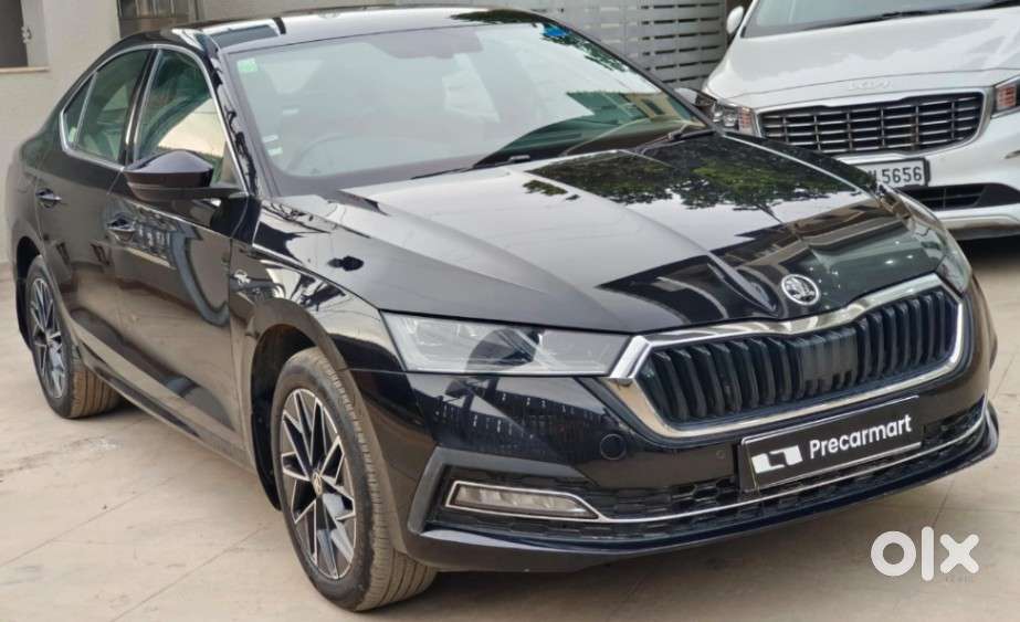 Skoda Octavia 2.0 L K Tsi At, 2022, Petrol