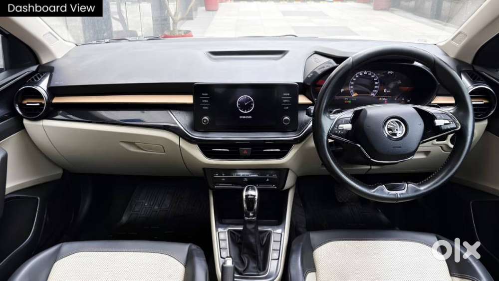 Skoda Slavia 1.0 Tsi Style At, 2022, Petrol