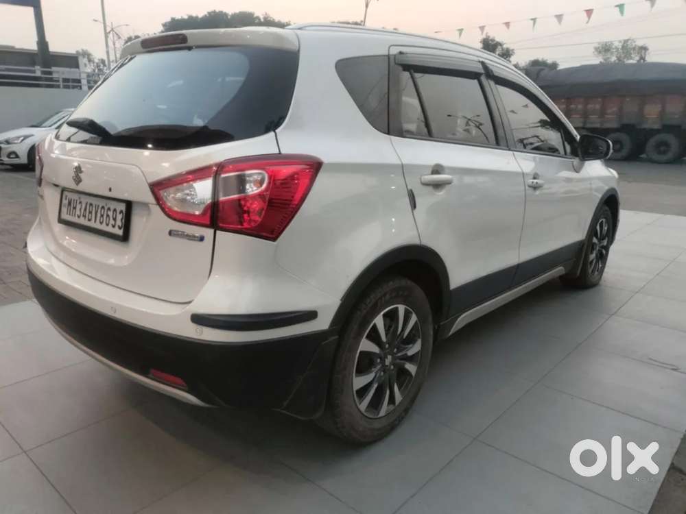 Maruti Suzuki S-cross 1.5 Zeta At, 2022, Petrol