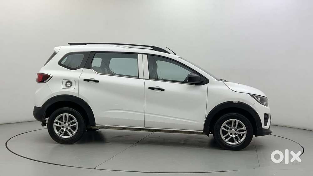 Renault Triber Rxl, 2022, Petrol