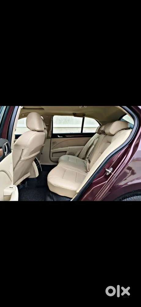 Skoda Superb 2011 Petrol 85000 Km Driven