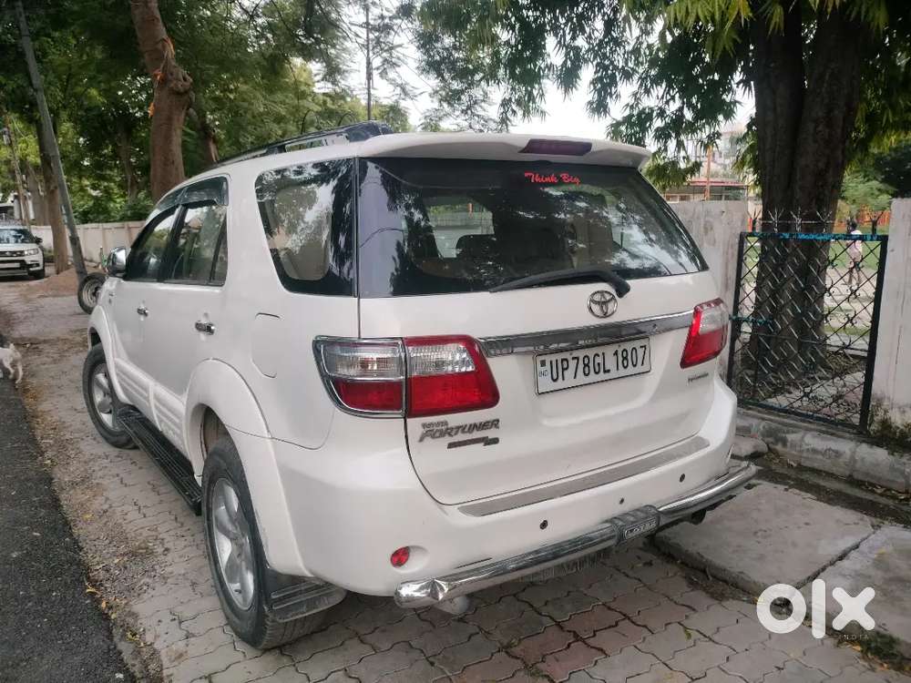Toyota Fortuner 2.5 2011