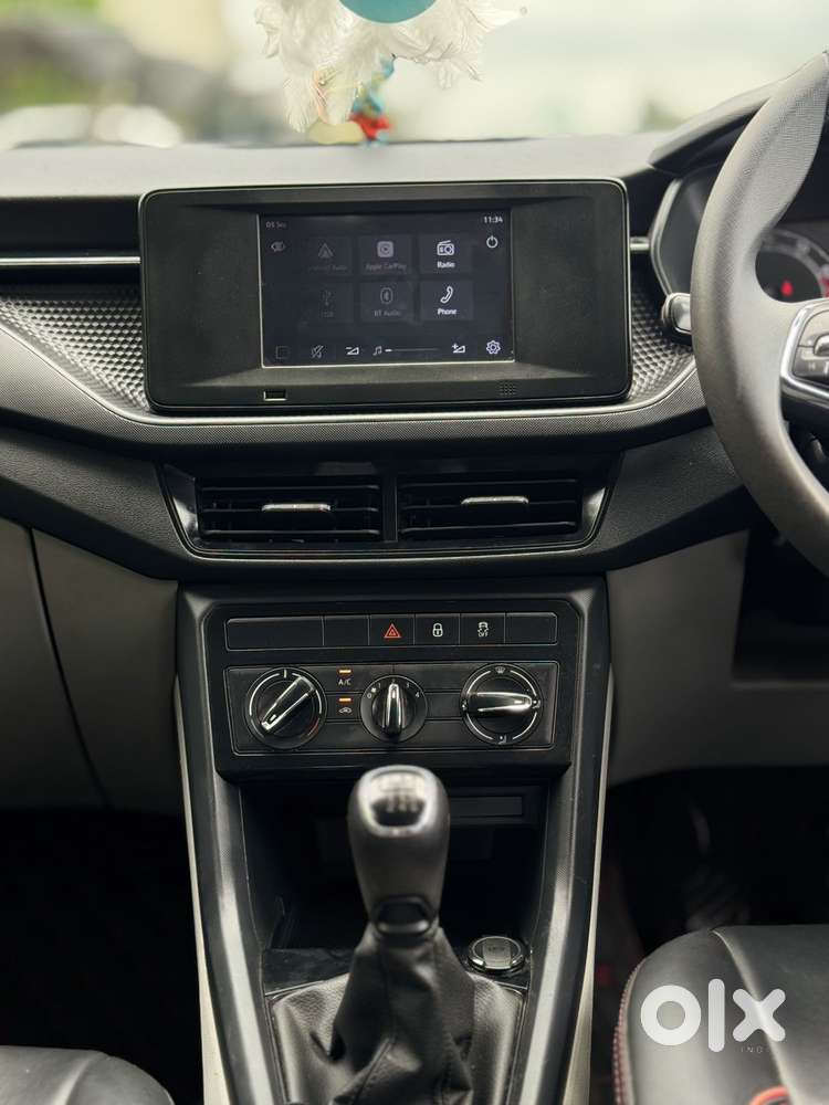 Skoda Kushaq 1.0 Tsi Active, 2022, Petrol
