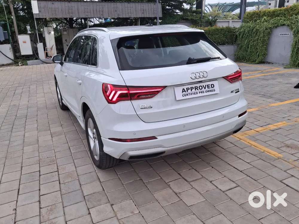 Audi Q3 2023 Premium