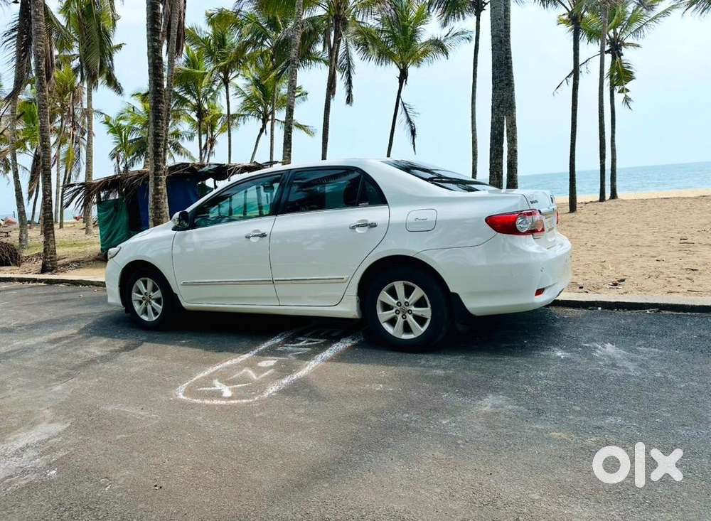 Toyota Corolla Altis 2012 Original Kerala