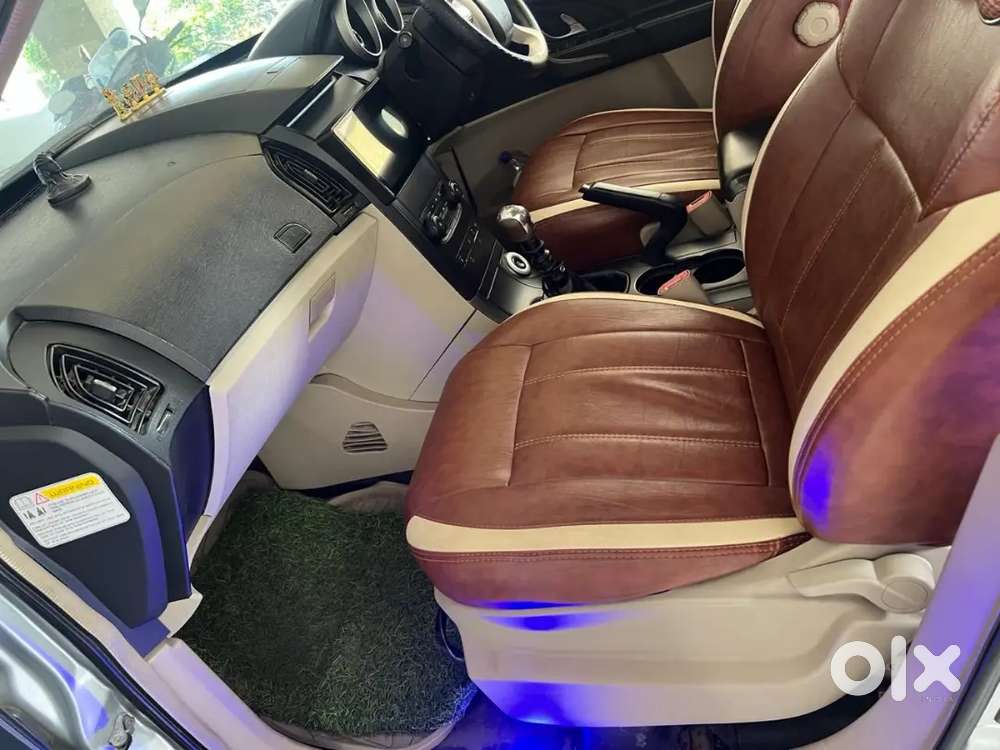 Mahindra Xuv500 2.2 W10 2015