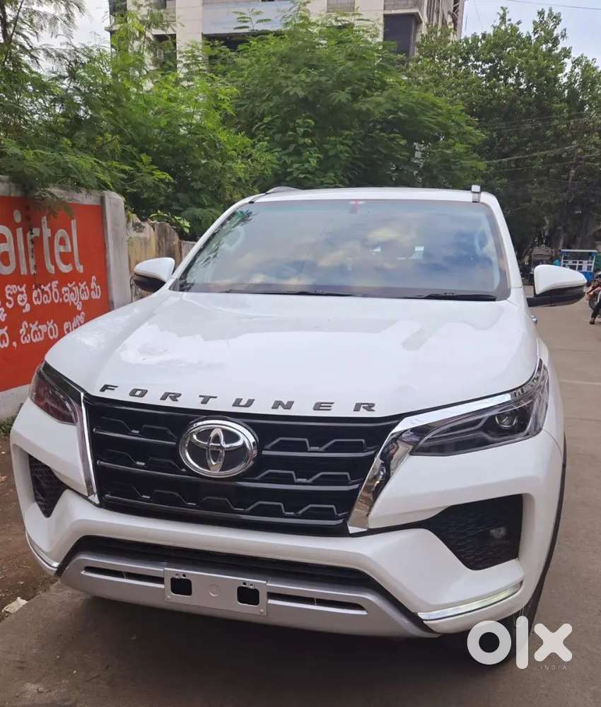 Toyota Fortuner 2024 Diesel 38000 Km Driven