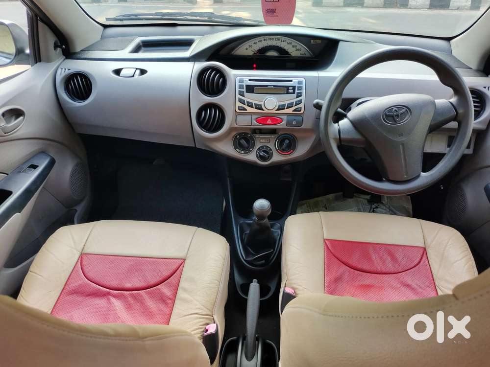 Toyota Etios 2010-2012 V, 2011, Petrol