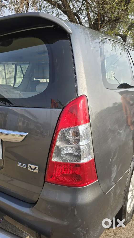 Toyota Innova 2014 Diesel Top Model Well Maintained