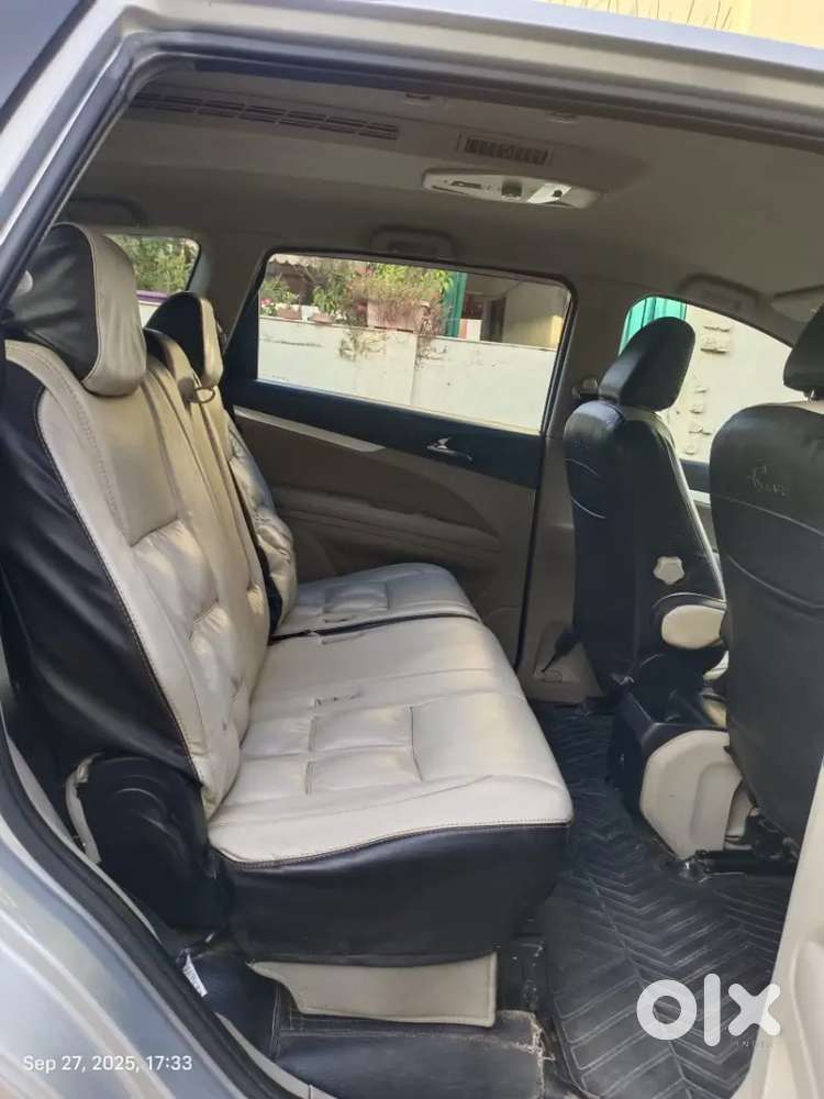 Mahindra Marazzo 2020 Variant M6