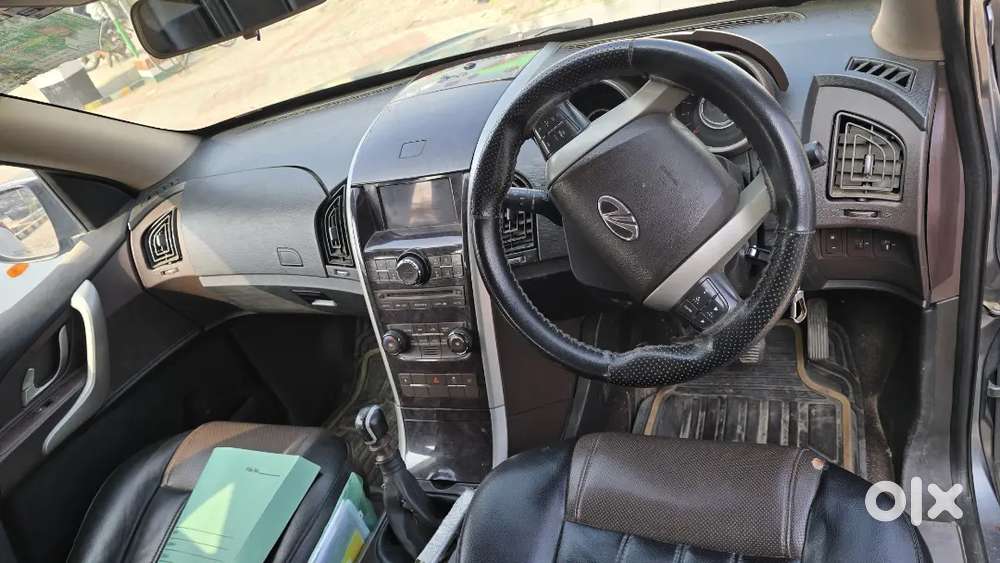 Mahindra Xuv500 2014 Diesel 125000 Km Driven