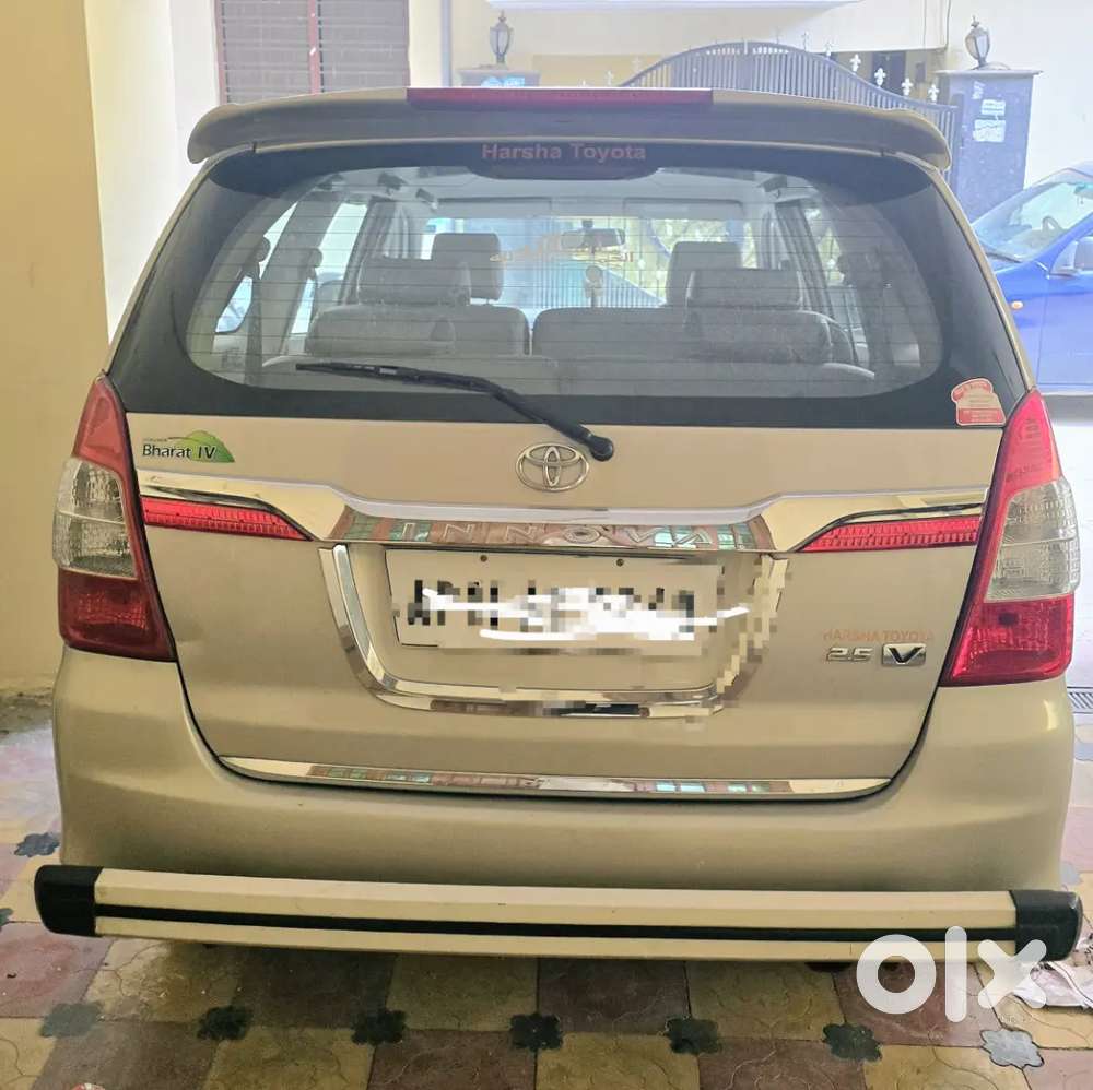 Rare Opportunity – 2013 Toyota Innova 2.5 V Diesel