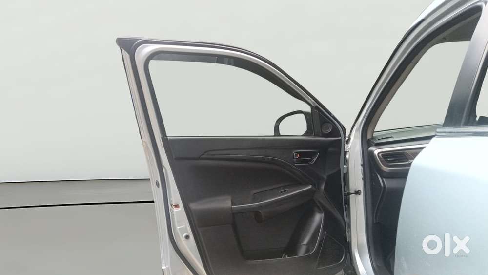 Maruti Suzuki Brezza Vxi At, 2024, Petrol