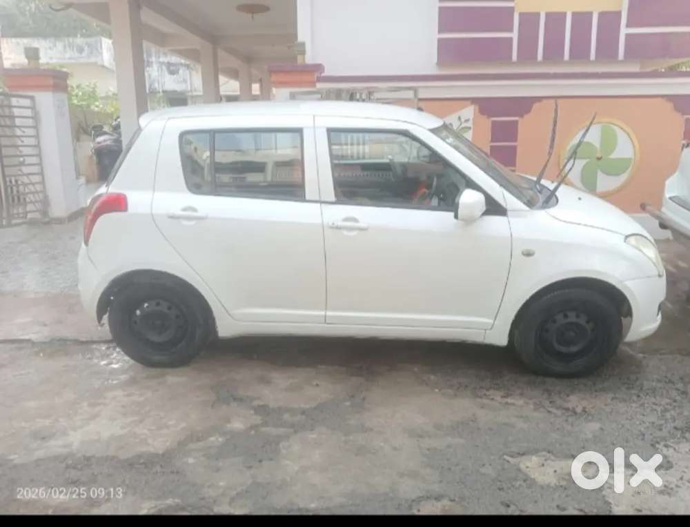 Maruti Suzuki Swift 2010 Diesel 114000 Km Driven