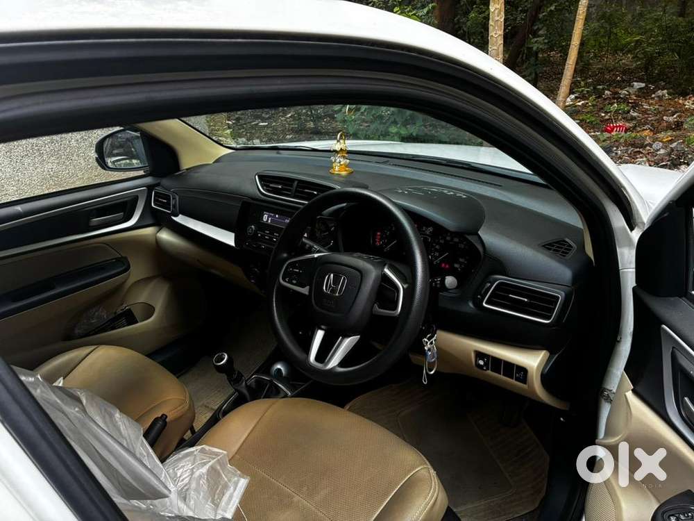 Honda Amaze 2024 Cng & Hybrids 11000 Km Driven
