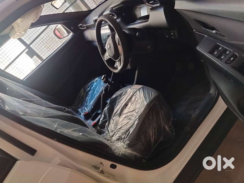 Nissan Magnite 2026 Petrol 300 Km Driven