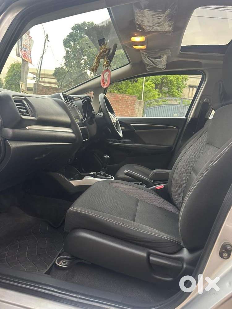 Honda Wrv Vx Sunroof Diesel Car 2019