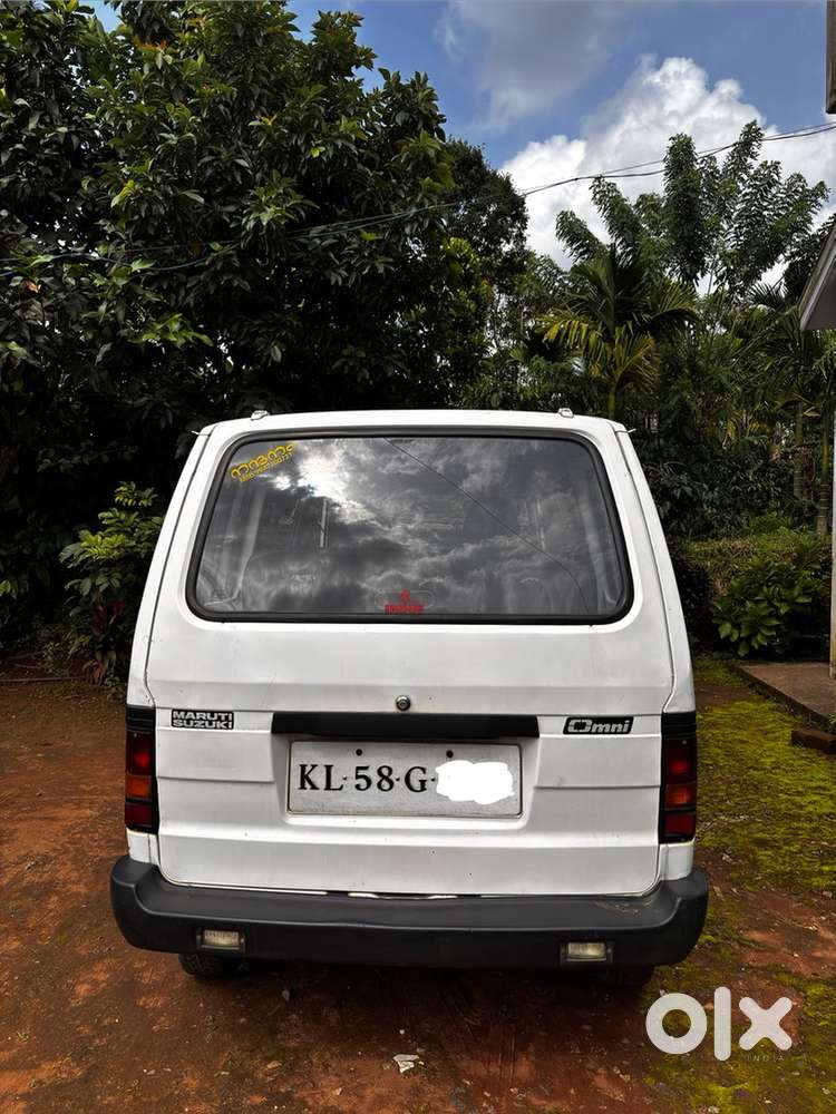 Maruti Suzuki Omni 5 2012
