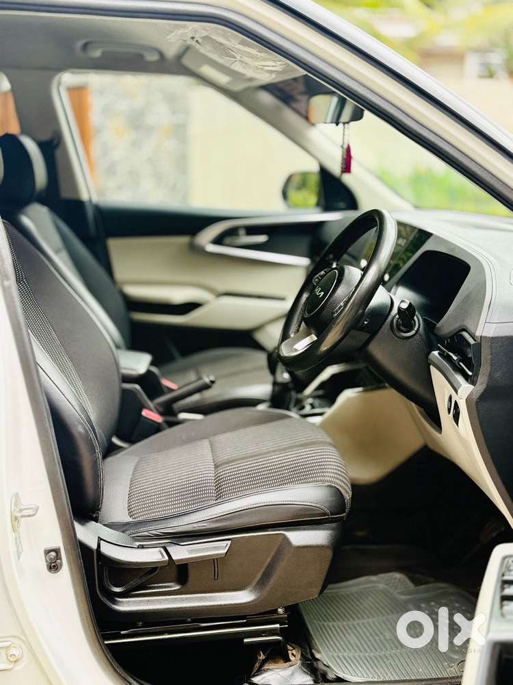 Kia Carens Prestige Plus Diesel, 2022, Diesel