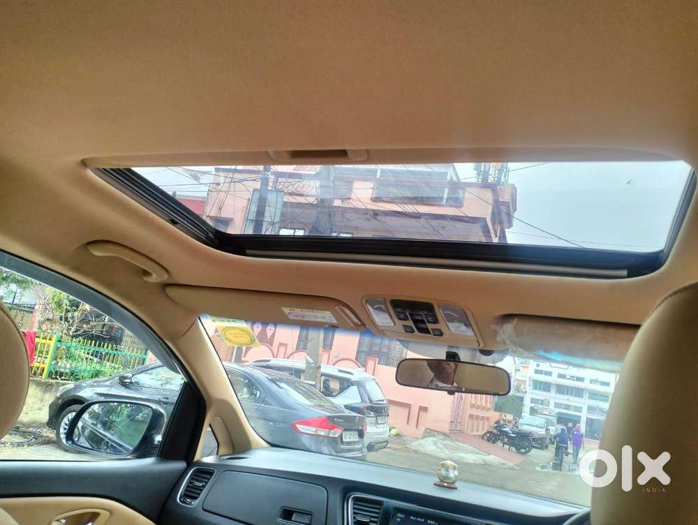 Kia Carnival Premium, 2020, Diesel