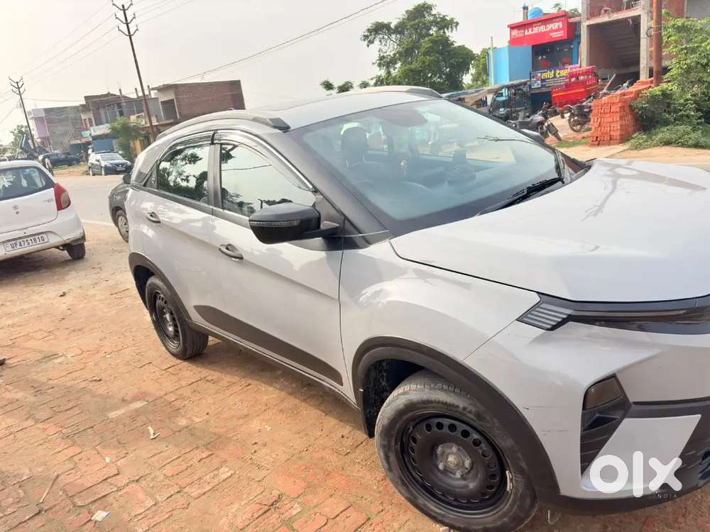 Tata Nexon 2024 Petrol Manual 62000 Km