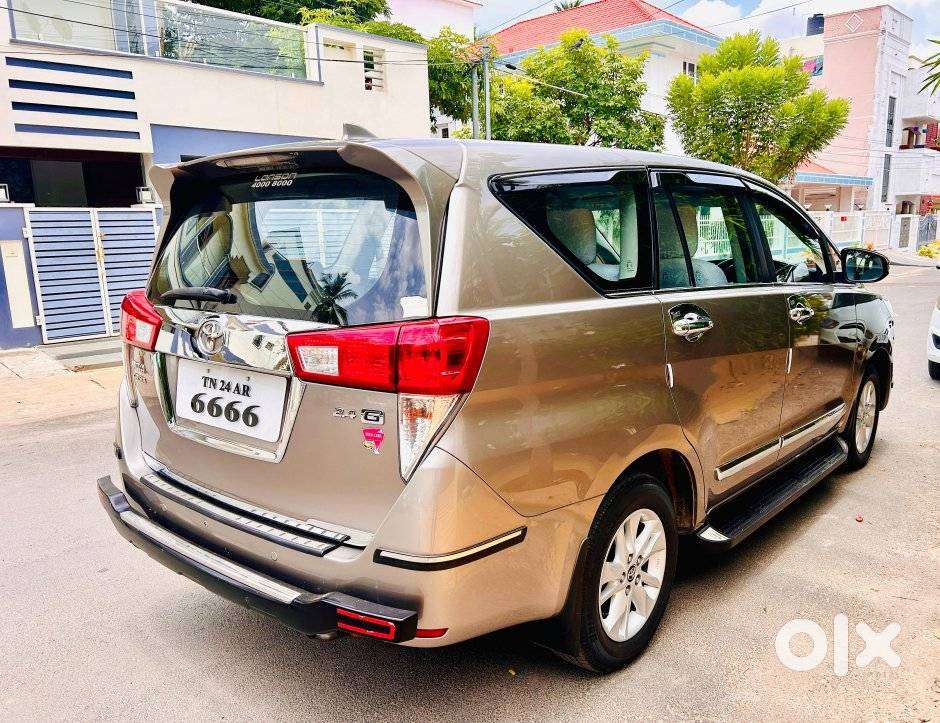 Toyota Innova Crysta 2.4 G Mt 8s, 2019, Diesel