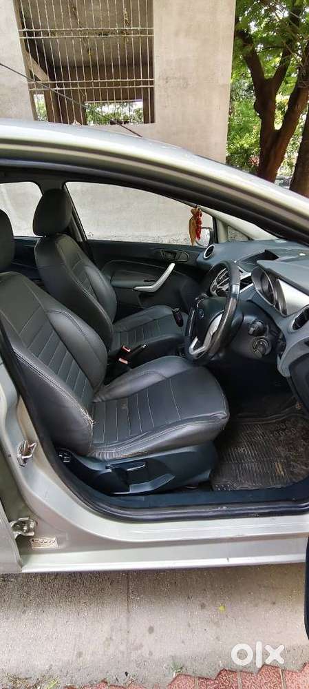 Ford Fiesta Petrol Titanium Plus, 2012, Cng & Hybrids