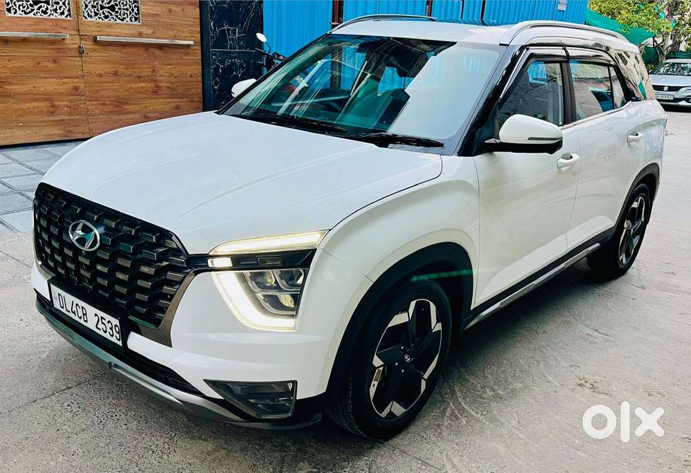 Hyundai Alcazar Platinum, 2022, Petrol
